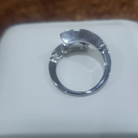 Ring 💍 Size 7 - Picture 7 of 13